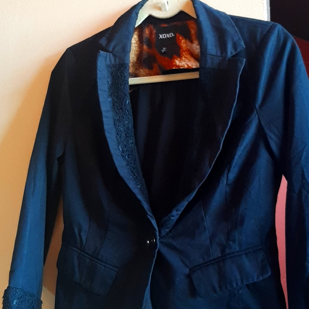 Beautiful fabric and lace cropped blazer